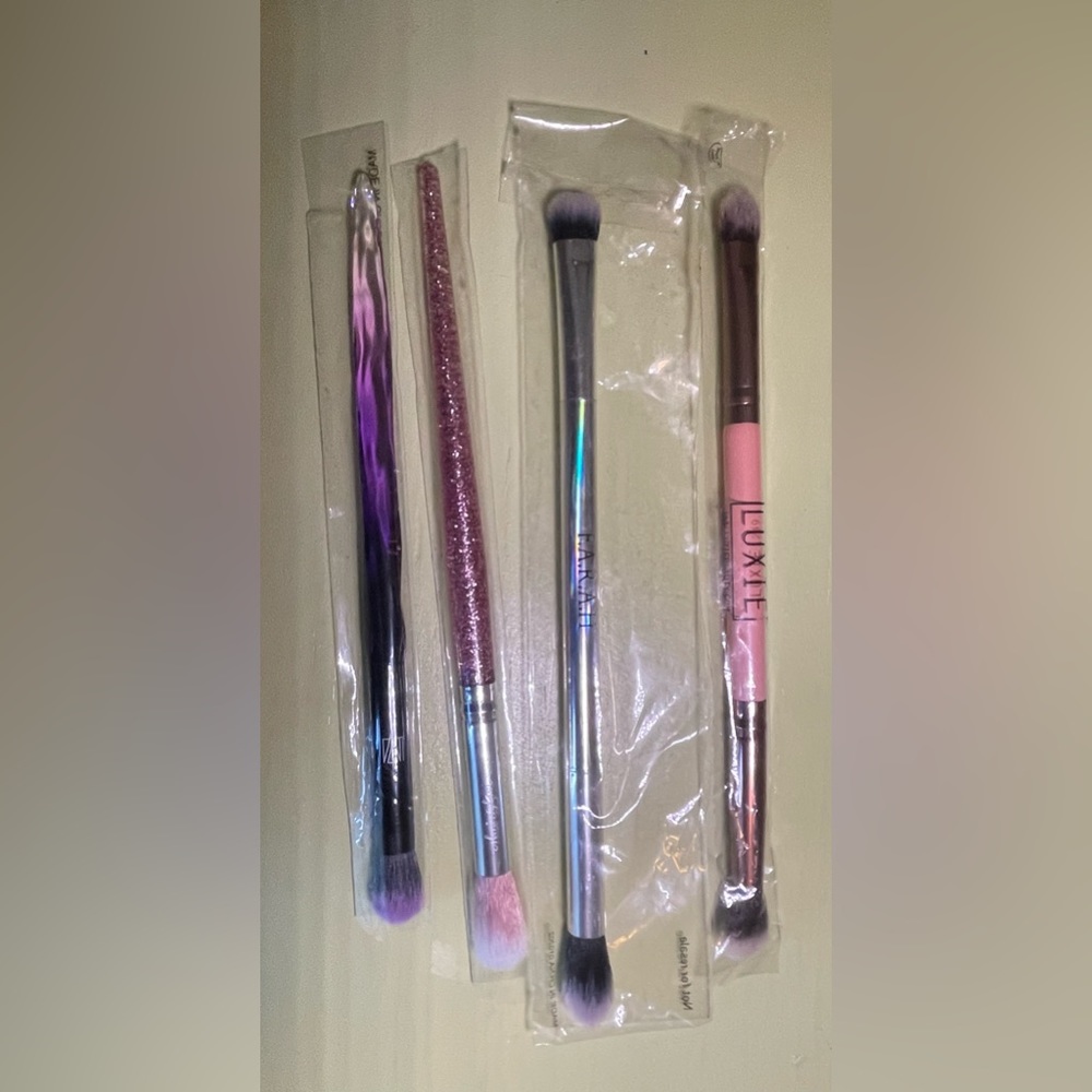 Luxie Makeup Brush Set - Multicolor